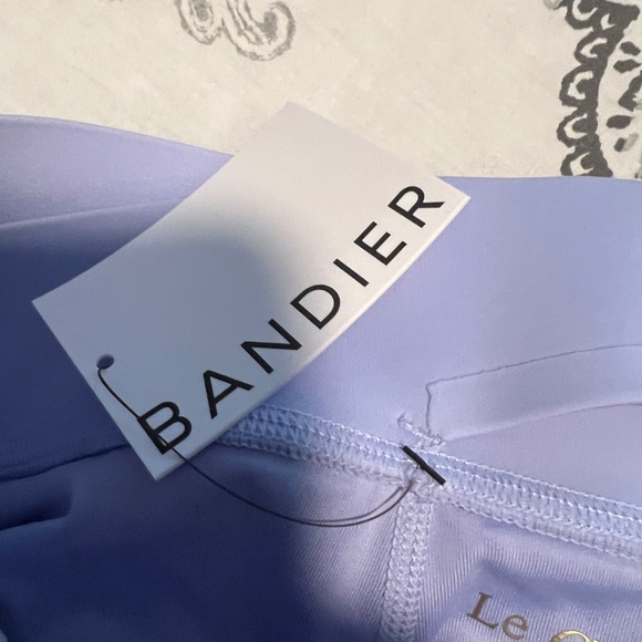 Bandier Luna wrap flare legging - Picture 8 of 8